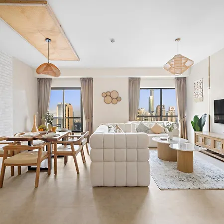 Aesthetic Beach Apartment , Sleeps 6, Pool, Gym & Waterfront Views Dubaï Extérieur photo