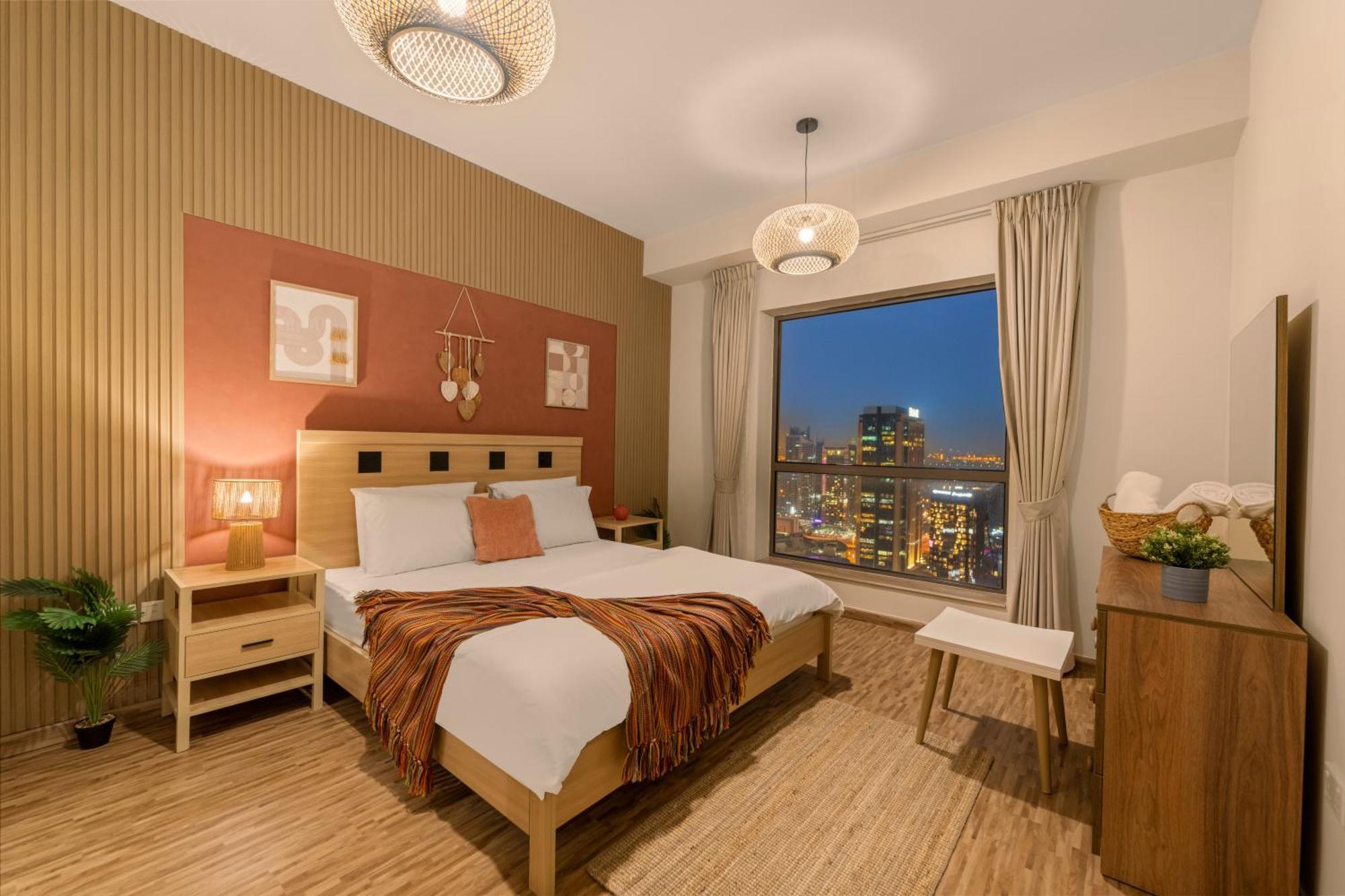 Ferienhaus Aesthetic , Sleeps 6, Pool, Gym & Waterfront Views Dubai